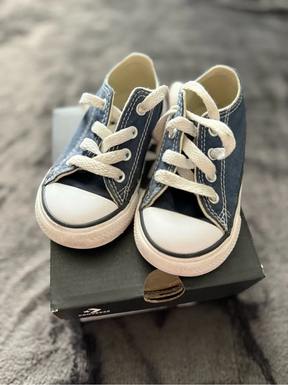 Converse classic low